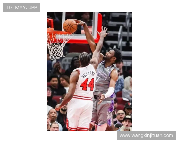 北京篮球队的转型之路:从传统强队到现代篮球的探索与挑战 北京篮球队的转型之路:从传统强队到现代篮球的探索与挑战