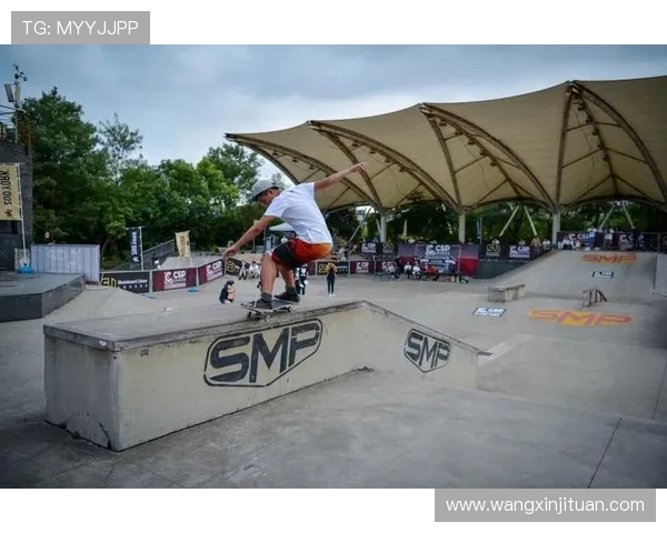 上海滑板队实力引发热议争论背后的训练与竞技真相 上海滑板队实力引发热议争论背后的训练与竞技真相