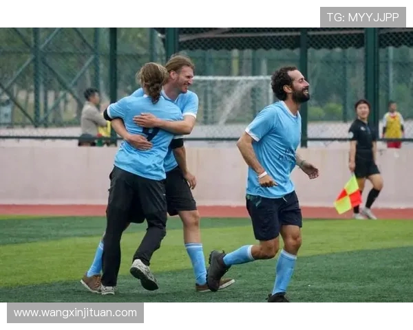 中国与乌拉圭足球友谊赛精彩对决比分揭晓引发热议