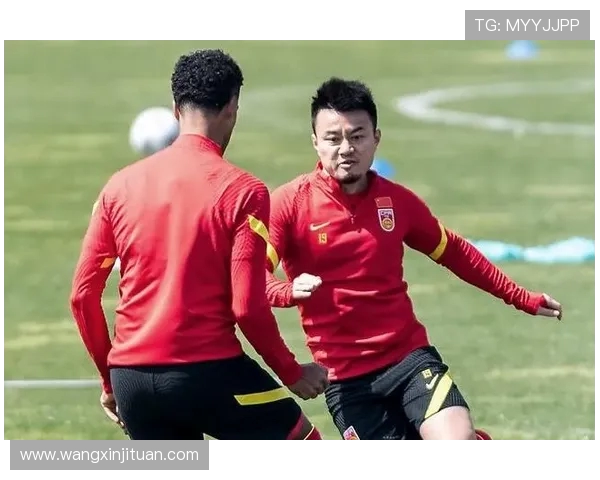 曼联与西布朗激战正酣比分揭晓引发球迷热议