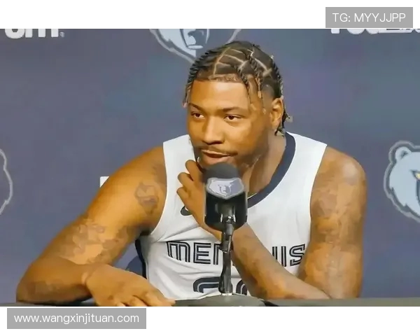 马库斯斯马特的篮球之路:从默默无闻到NBA明星的成长历程 马库斯斯马特的篮球之路:从默默无闻到NBA明星的成长历程