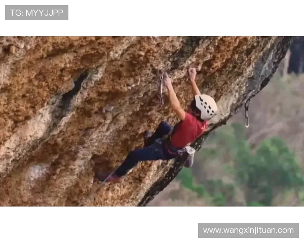 杭州攀岩队荣登攀岩比赛经验排行榜第一名引发广泛关注与讨论 杭州攀岩队荣登攀岩比赛经验排行榜第一名引发广泛关注与讨论